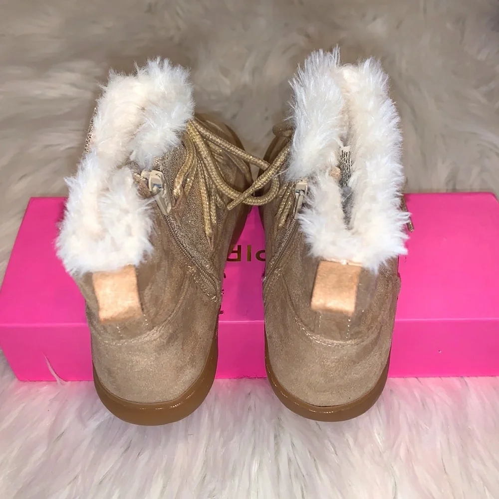 Gymboree Fleece Lined Side Zip Winter Boots Size 9 Tan/Gold